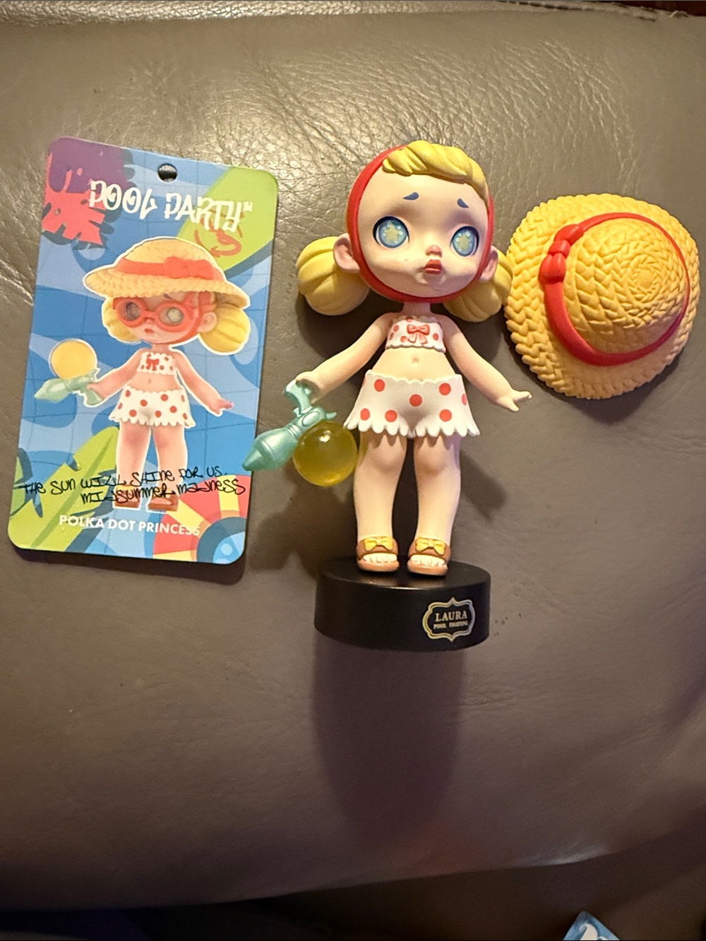 Blind Box Pool Party Polka Dot Princess Laura Figure - Yellow & Red